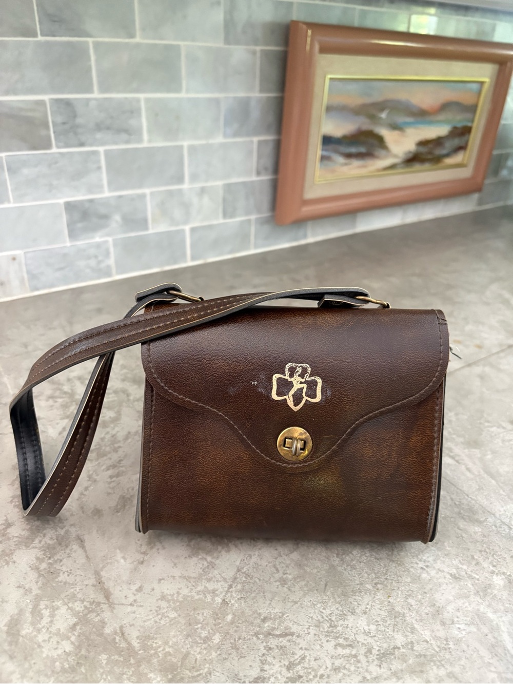 This is a vintage Girl Scouts Brownie purse, likely from the 1960s or 1970s.